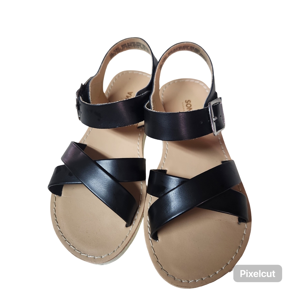 Sonoma Kids Black Strap Sandals ... Only Wore 1 Time